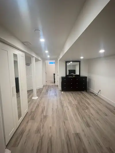 Semi detached house basement for rent female only
