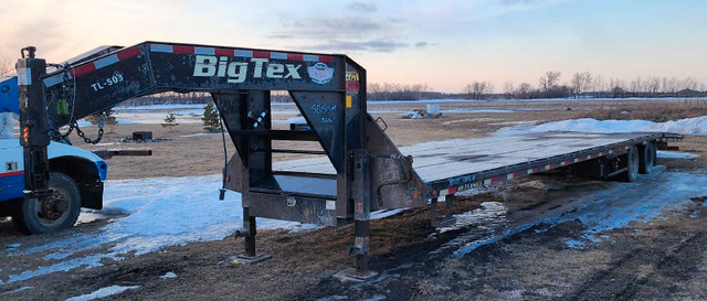 2016 Big Tex 40 foot Gooseneck Hydraulic Tail Trailer in Cargo & Utility Trailers in Winnipeg