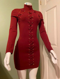 Fashion Nova - Burgundy dress size small
