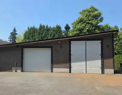 *WORK/STORAGE SHOPS for Rent* Private gated property, very secure. Central maple Ridge For Rent toge...