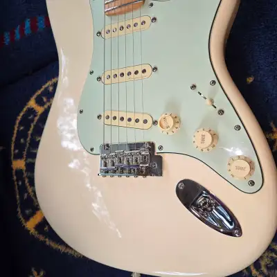 2019 Fender Deluxe Strat, View more