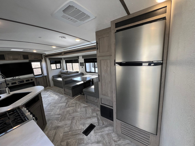 2021 Keystone Springdale SG311RE, Open Concept in Travel Trailers & Campers in Oshawa / Durham Region - Image 2