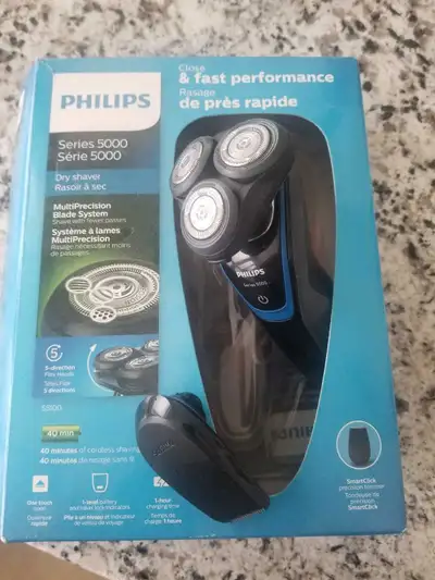 I had this phiips dry shaver in the Christmas ( as a gift) I only used it once and i didn't like the...