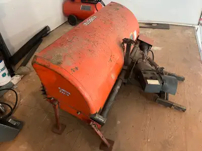 Kubota Sweeper. New brushes and bearings.