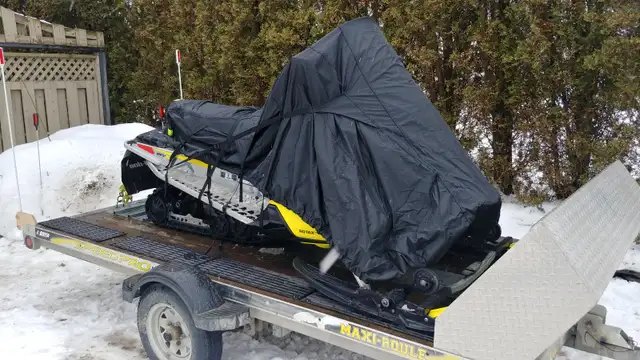 Ski-Doo MXZ Sport 600 ACE 2016 in Snowmobiles in Sherbrooke - Image 7
