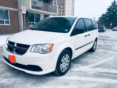 Dodge Grand Caravan 2013 with winter tires and rims like new 