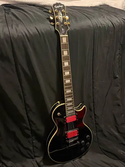 Epiphone Les Paul Custom, View more