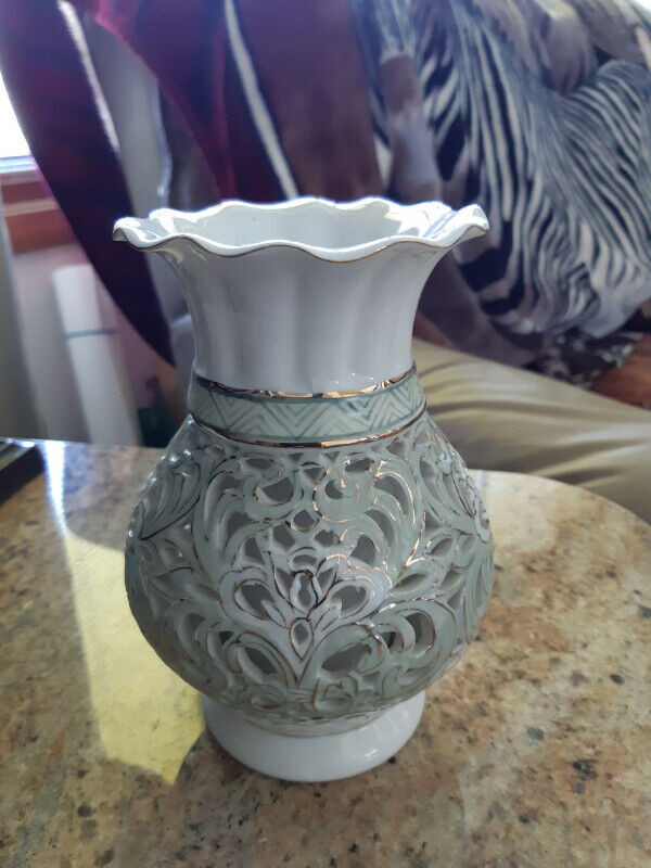 3DBisque Hummingbird Vase/Pierced Cylinder Vase/Large Brown Vase in Arts & Collectibles in St. Catharines