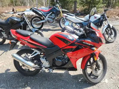 2008 4500 km and only a few since last safety.$1200 White could be made street legal fairly easy. $7...