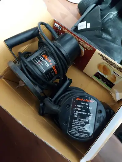 Black & Decker 7604-04 router, View more