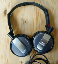 Sony Headphone Active Noise canceling | MDR-NC7 B Black