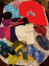 Hats, Mittens, Scarves, Hand Warmer, 23 Items $20  (Lot 34)