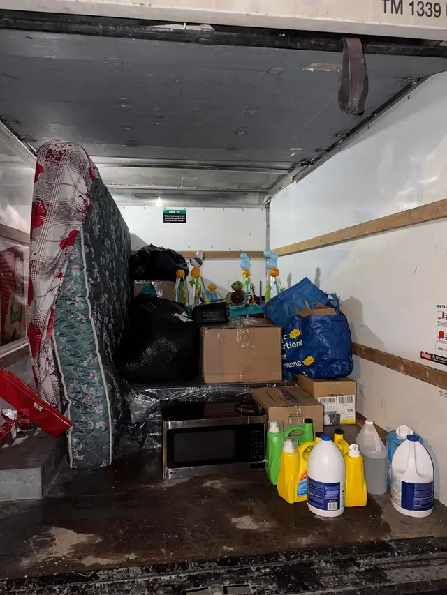 Moving.65596944520962121