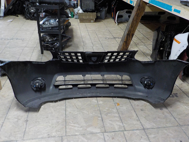 NISSAN ROGUE 2008-2010 OEM FRONT BUMPER in Auto Body Parts in City of Toronto - Image 2