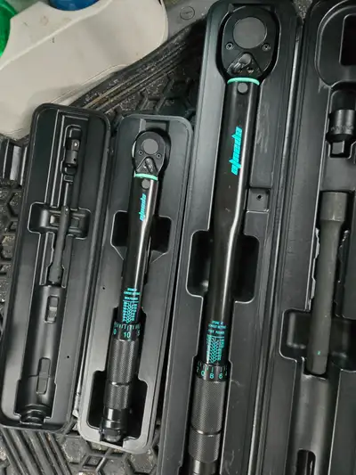 ¼" & ⅜" Torque Wrench Set, View more