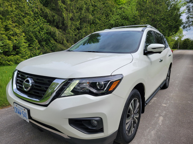Nissan Pathfinder 4 WD SL, One Owner, Excellent Condition, 2019 in Cars & Trucks in Owen Sound