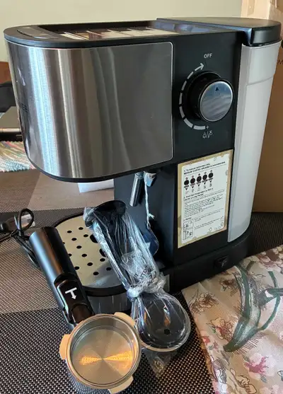 Brand new expresso machine(still in a box), View more