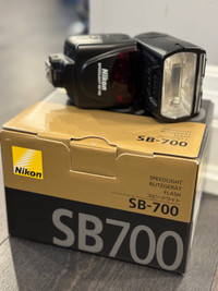 Used Nikon Speedlight - SB700