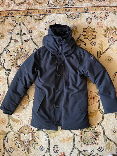 Canada Goose Chateau Parka M, View more