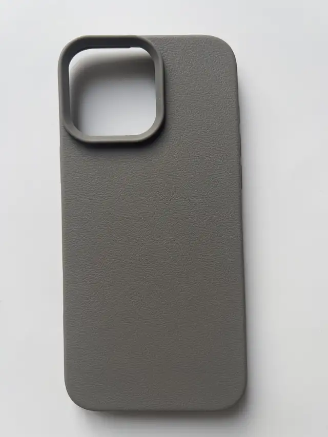 iphone 16 pro max phone case in Cell Phone Accessories in Ottawa - Image 5