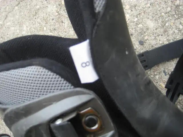 roller blades size 7 and 8, knee pads wrist guards in Skates & Blades in Winnipeg - Image 6