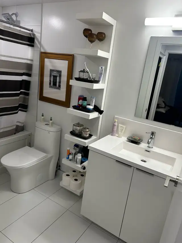 Private room for rent in Room Rentals & Roommates in City of Toronto - Image 7