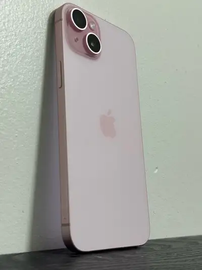 Unlocked Black Apple iPhone 15 5G 128GB $500 Firm or Trades ?, View more