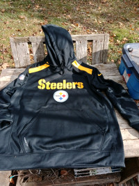 Never Worn Officially Licensed Nike Steelers Hoodie, Thermofit