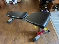 Moving!! Weight bench- perfect condition 