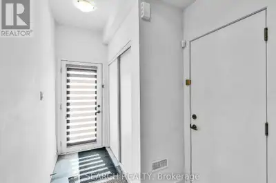 *Modern 3-Bedroom Townhome for Lease - Ajax South West*