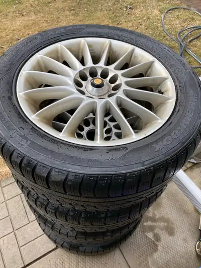 17” ALUMINUM RIMS DUEL HOLES 5/112 BOLTS PATTERN , CAME OFF X3 AND WILL FIT MANY OTHER VEHICLES WITH...