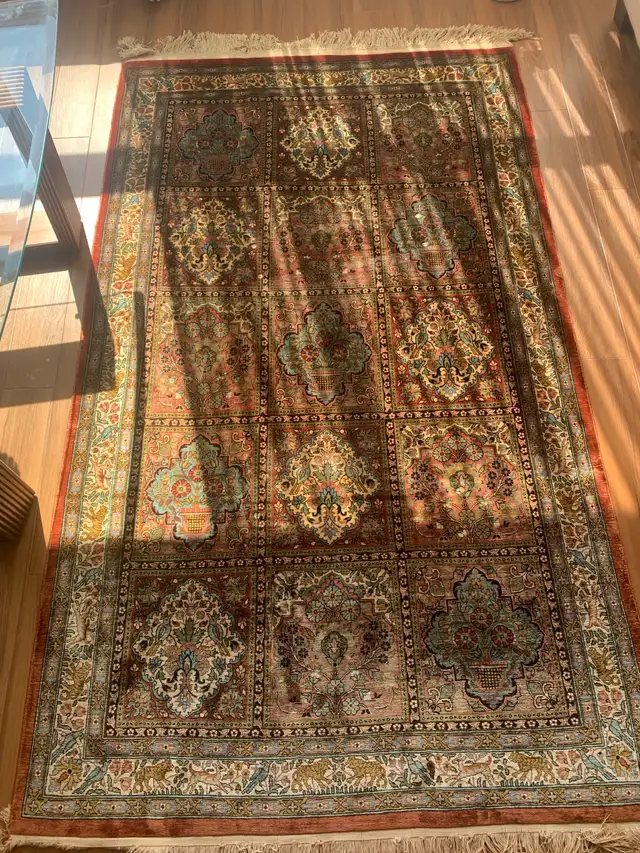 Living room carpet in Other in Markham / York Region - Image 3