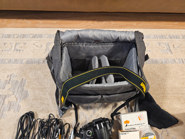 Lowepro Camera Bag in Cameras & Camcorders in Brantford