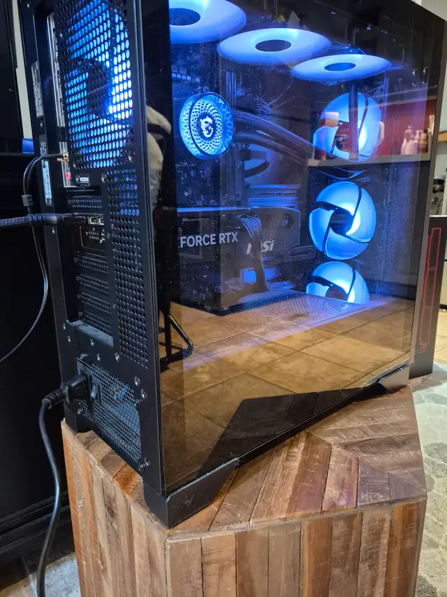 MSI Aegis Gaming PC Ryzen 9 9900X, RTX 5070 in Desktop Computers in Oshawa / Durham Region - Image 3