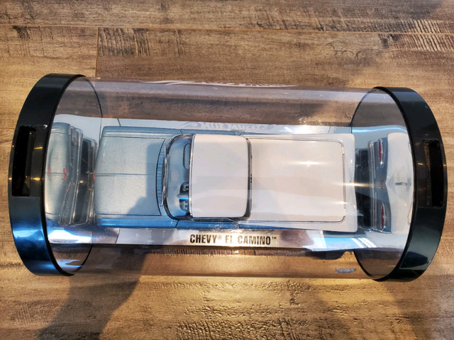 1:18 Diecast Hot Wheels Showcase Tube Edition Chevy El Camino 3 in Arts & Collectibles in Kawartha Lakes - Image 4