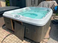 jacuzzi j465 hot tub with new parts