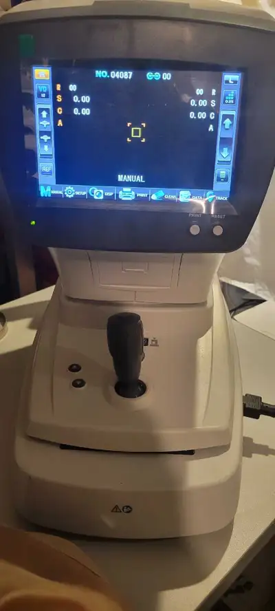 OPTOMETRIST  AUTORAFRACTOR/KERATOMETER  WITH THE PRINTER , View more