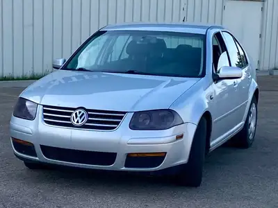 VERY LOW ONLY 153000KM 2.0L 4 Cyl FWD HEATED SEATS. WARMS UP FAST ALWAYS STARTS FIRST TRY.Very cheap...