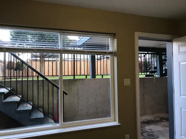 Bright, Cozy 1 bedroom in Newton Surrey