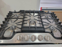 30" Frigidaire gas cooktop 5 burner