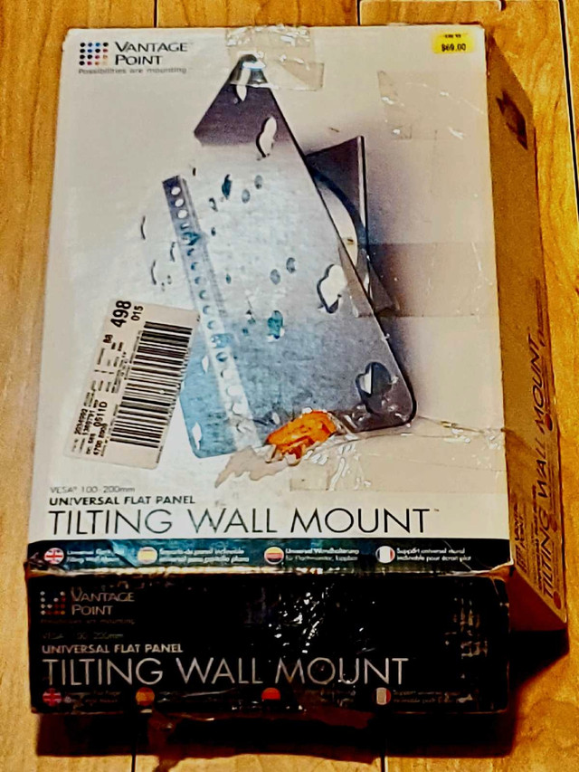 VANTAGE POINT AX2WLO2-SLCD TILT WALL MOUNT in Video & TV Accessories in Belleville