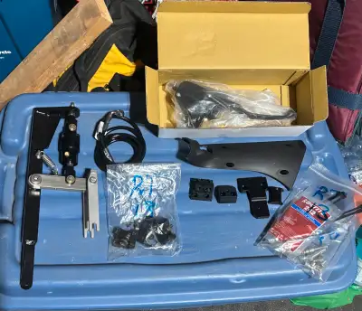 Brand New. Purchased, but never installed. ISCI Bolt-On Hydraulic Hand Brake System for the Can-Am S...