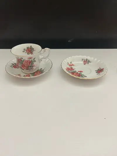 Gold Rim Teacup Set, View more
