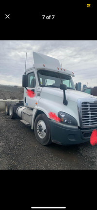 2016 freightliner day cab for sale