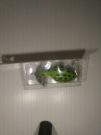 Arbogast Buzz Plug Floating Buzzbait Frog White Belly