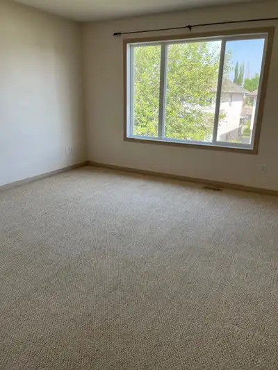 3 Bed 2.5 Bath in SW (Rutherford) with Double Attached Garage