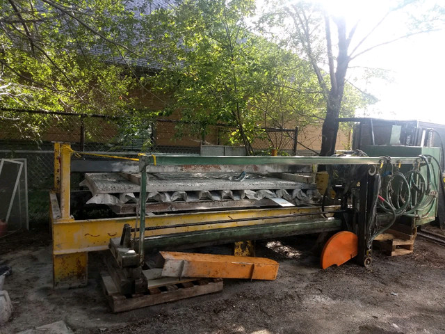 Granite cutting bridge saw Made in USA dans Autre  à Laval/Rive Nord