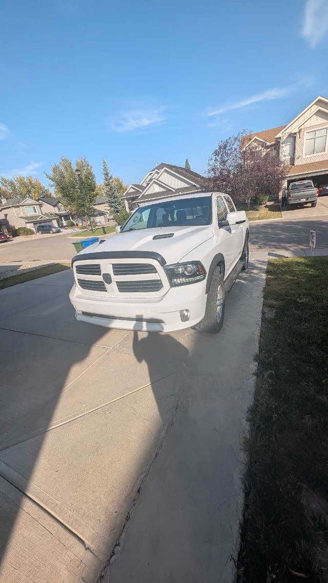 2014 Dodge Ram 1500 in Cars & Trucks in Calgary