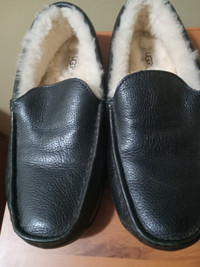 MENS LEATHER UGG SLIPPERS