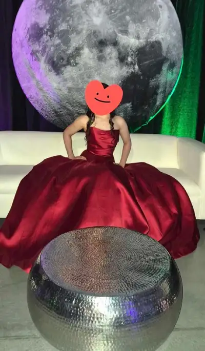 Burgundy red grad dress size 6, fit M, View more